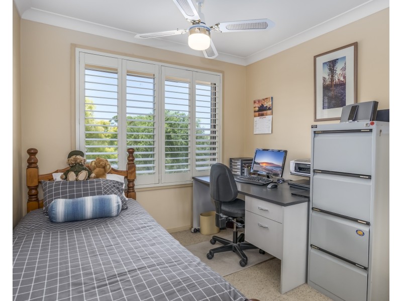 12 Whitby Street, Warners Bay NSW 2282