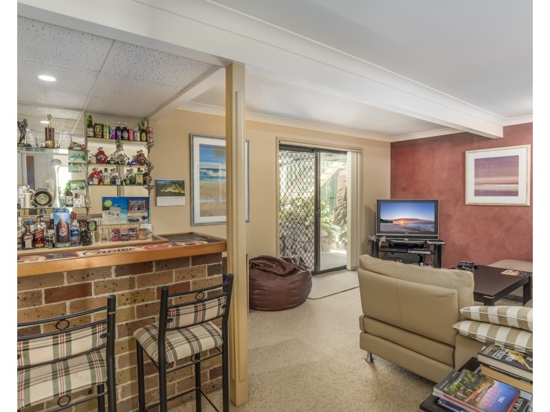 12 Whitby Street, Warners Bay NSW 2282