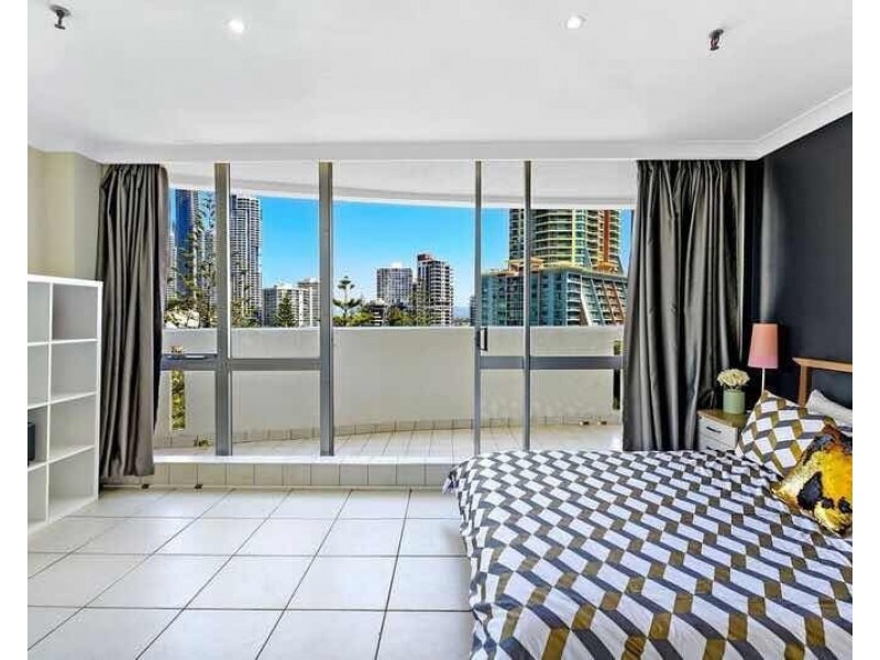 23/114 The Esplanade, Surfers Paradise QLD 4217