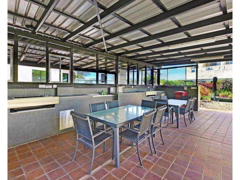 23/114 The Esplanade, Surfers Paradise QLD 4217