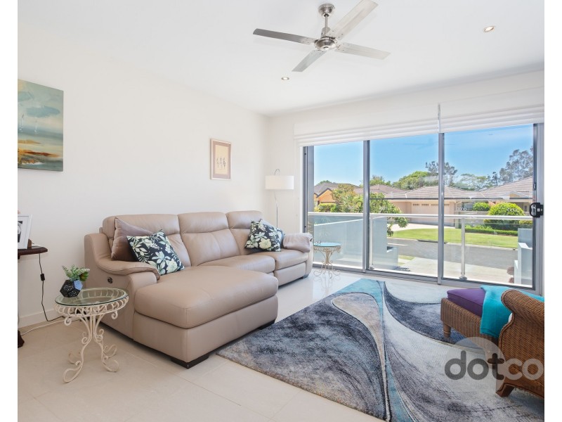 1/19 Sovereign Avenue, Harrington NSW 2427