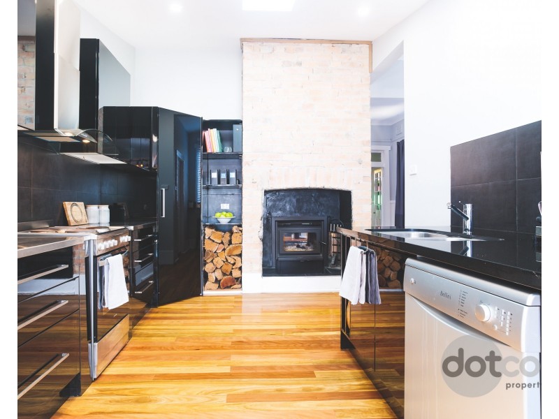 60 Roe Street, Mayfield NSW 2304