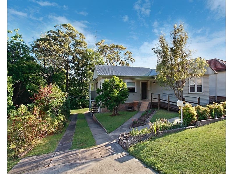 12 Lovell Street, Cardiff NSW 2285