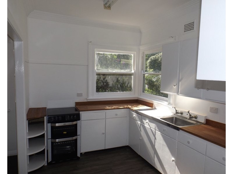 12 Lovell Street, Cardiff NSW 2285