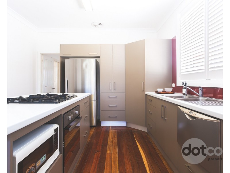 4 Smart Street, Waratah NSW 2298