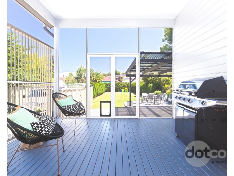 4 Smart Street, Waratah NSW 2298