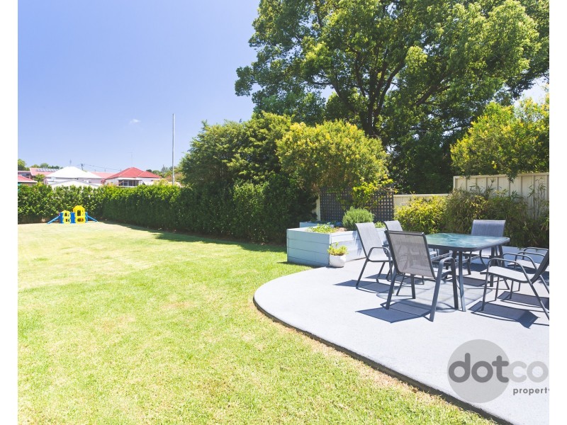 4 Smart Street, Waratah NSW 2298