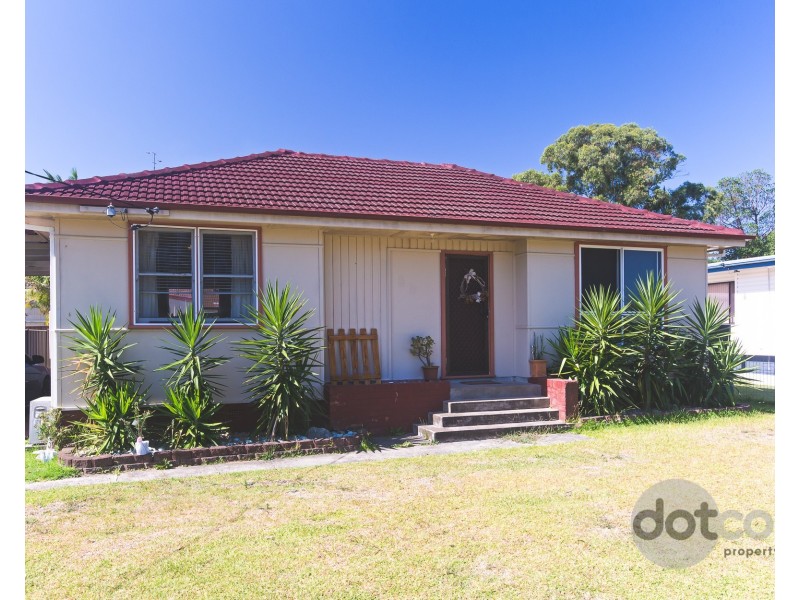 21 Cassia Crescent, Gateshead NSW 2290