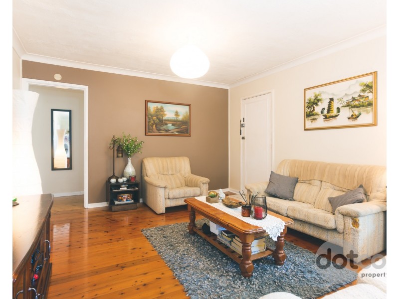 21 Cassia Crescent, Gateshead NSW 2290