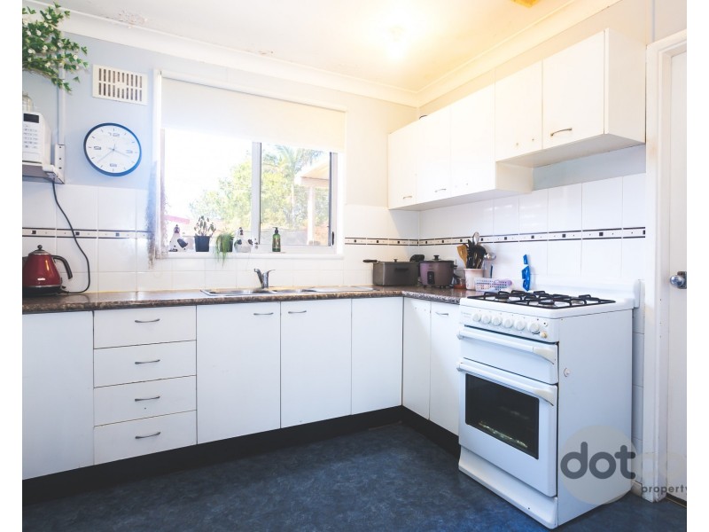 21 Cassia Crescent, Gateshead NSW 2290