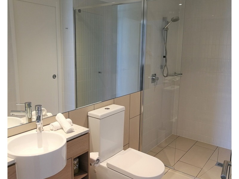 2303/2663 Gold Coast Highway, Broadbeach QLD 4218