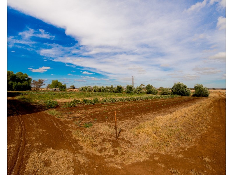 5R Basalt Road, Dubbo NSW 2830