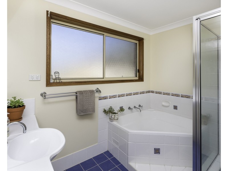 11 Langdene Close, Lisarow NSW 2250