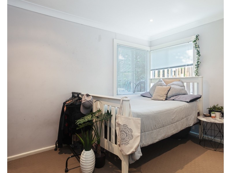 6 Kirkdale Drive, Kotara South NSW 2289