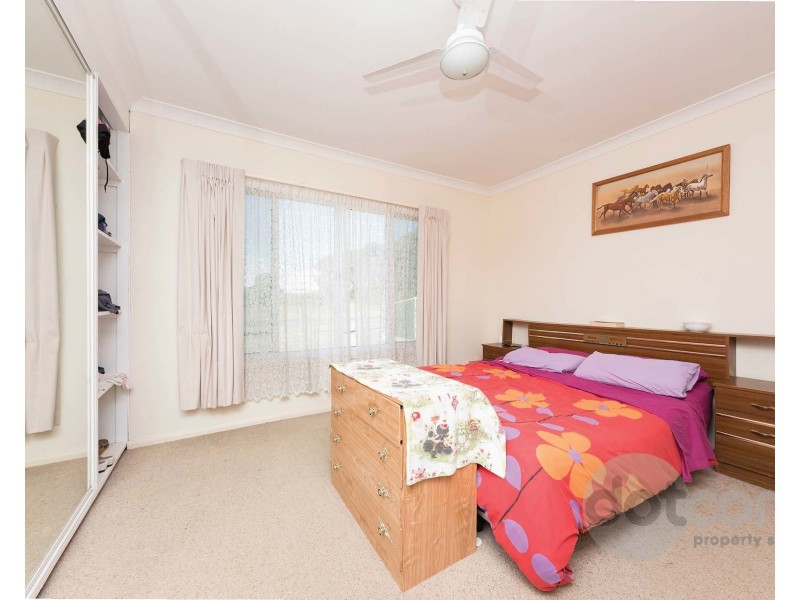 212 The Lakes Way, Tuncurry NSW 2428