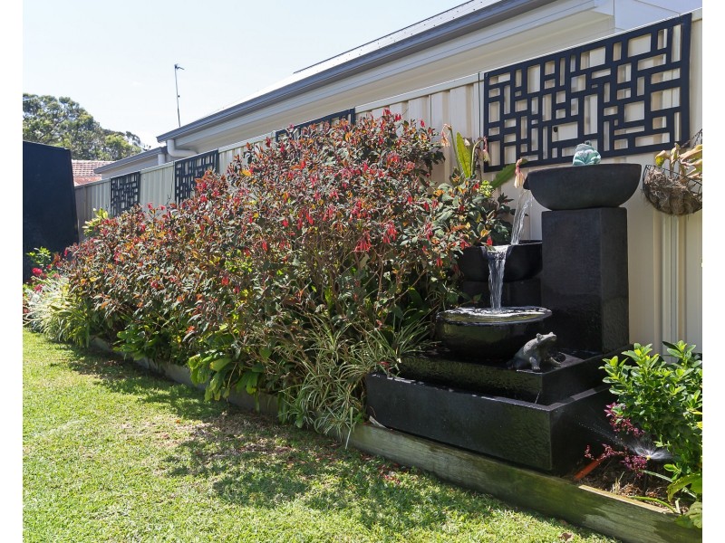 5 George Street, Marmong Point NSW 2284