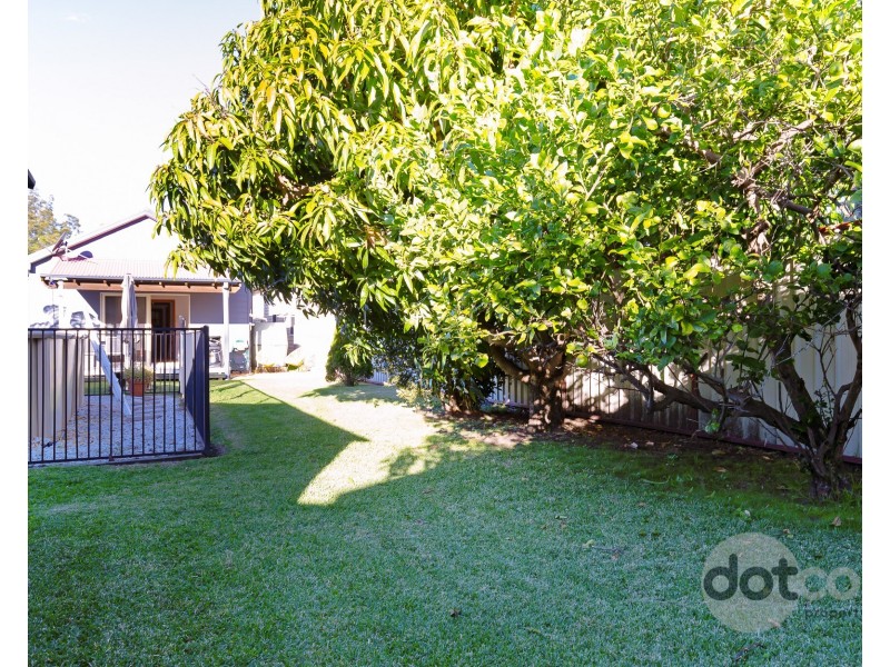 8a Dulling Street, Waratah NSW 2298
