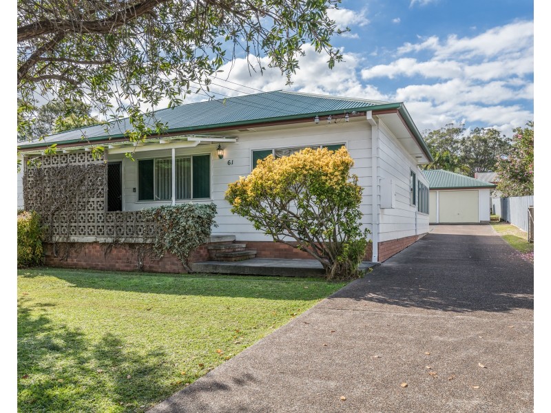 61 Macquarie Road, Fennell Bay NSW 2283