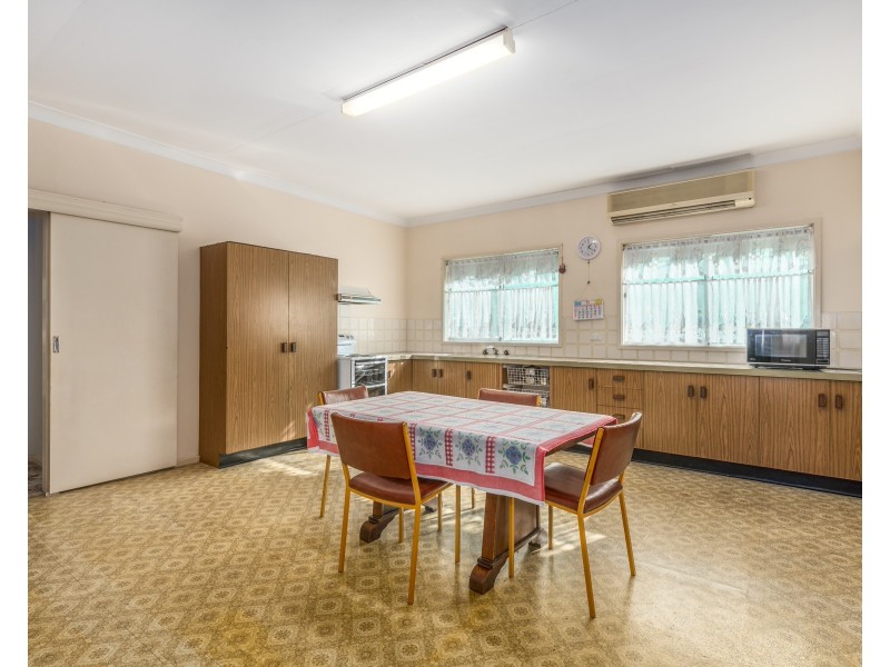61 Macquarie Road, Fennell Bay NSW 2283