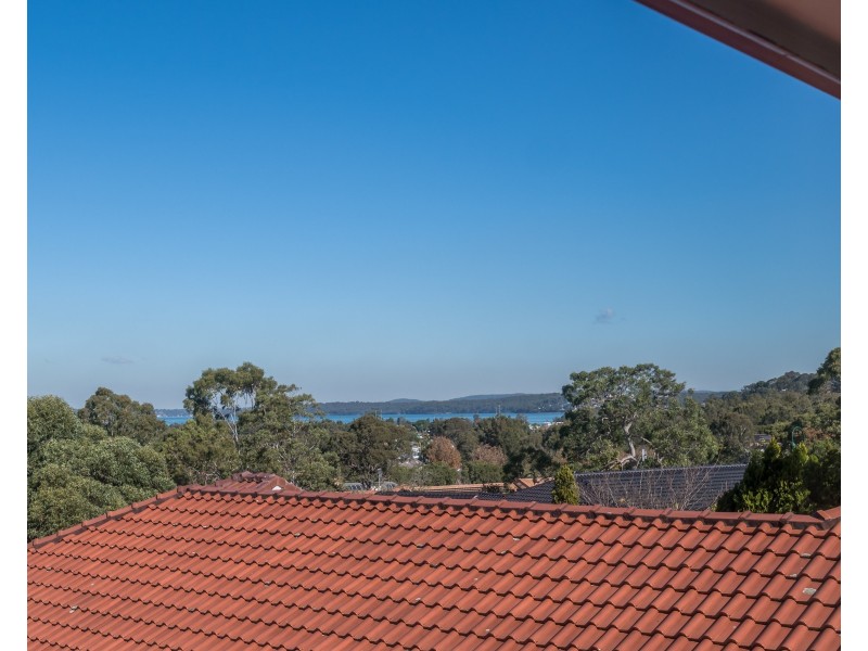 4 Crosby Court, Lakelands NSW 2282