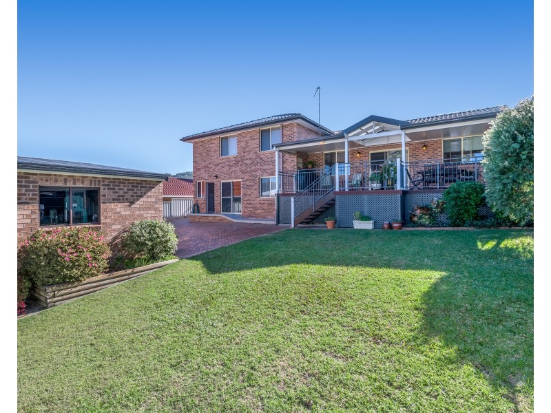 4 Crosby Court, Lakelands NSW 2282