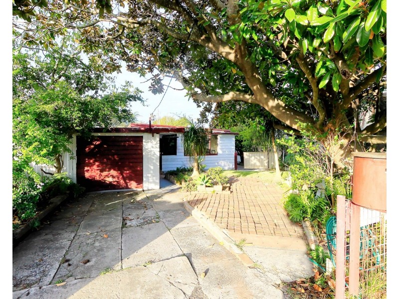 5 Vena Avenue, Gorokan NSW 2263