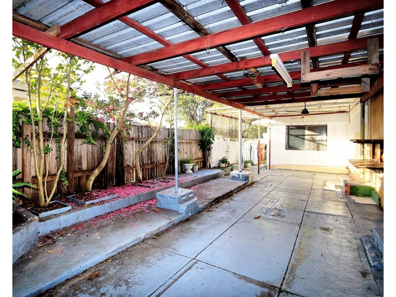 5 Vena Avenue, Gorokan NSW 2263