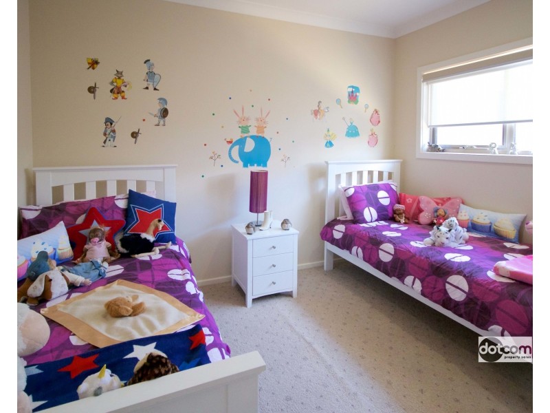 64 Henry Street, Melton VIC 3337