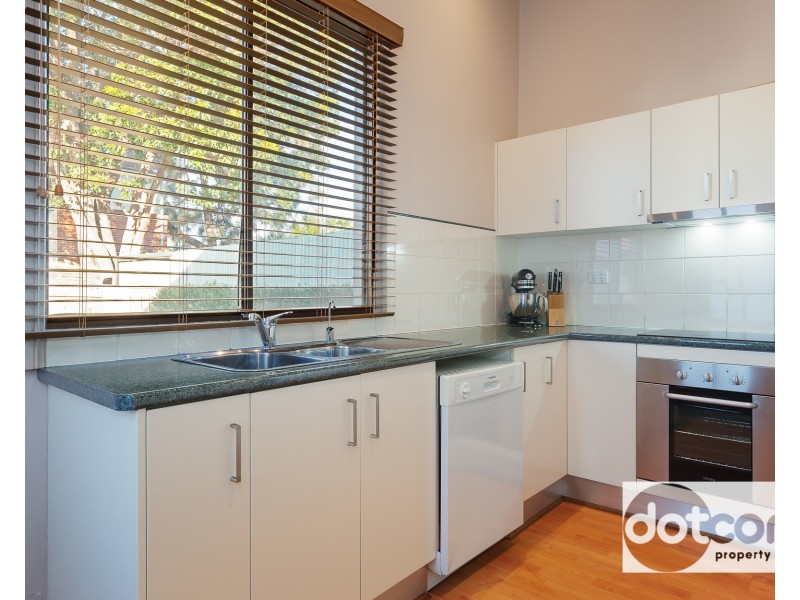 11 Fawcett Street, Mayfield NSW 2304