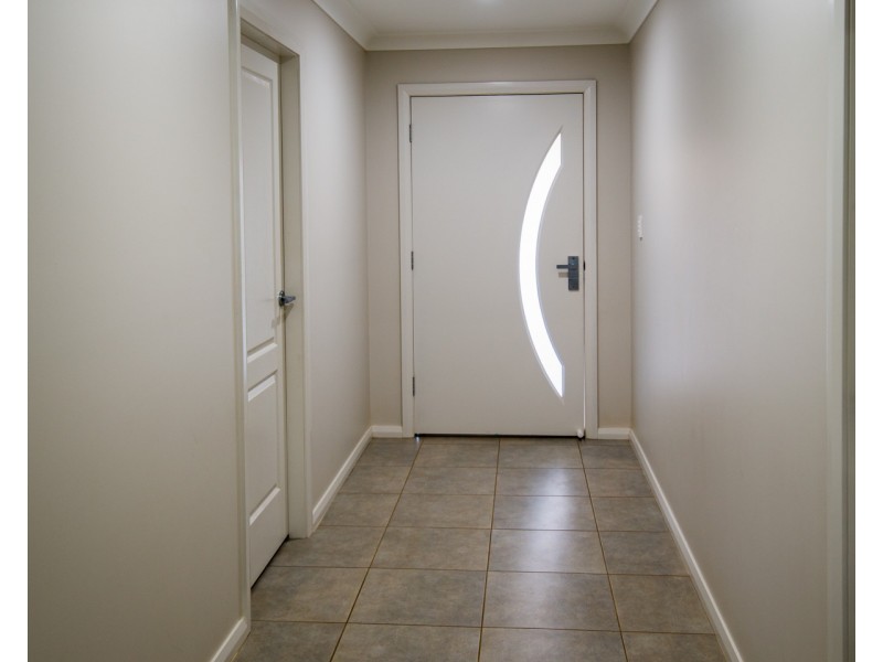 18 Pelagic Court, Dubbo NSW 2830