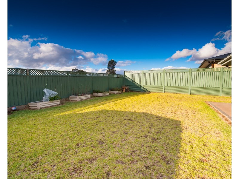 18 Pelagic Court, Dubbo NSW 2830