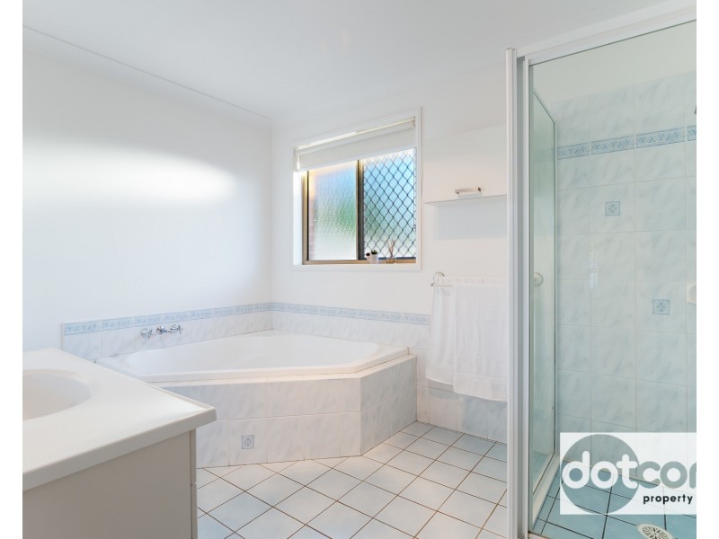 12 McNeil Close, Mayfield NSW 2304