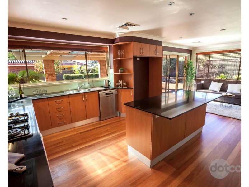 25 Hampton Crescent, Prospect NSW 2148