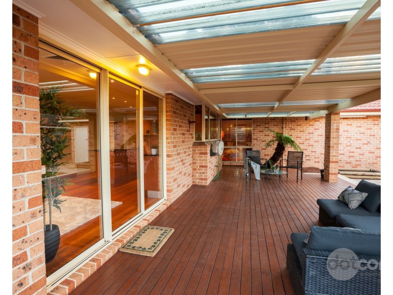 25 Hampton Crescent, Prospect NSW 2148