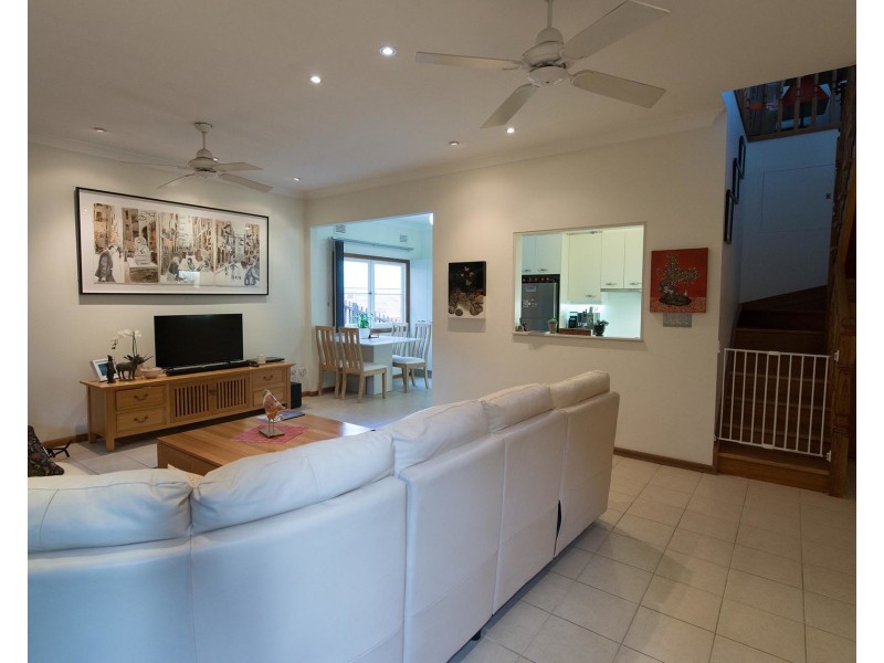9 Edwin Street, Oatlands NSW 2117