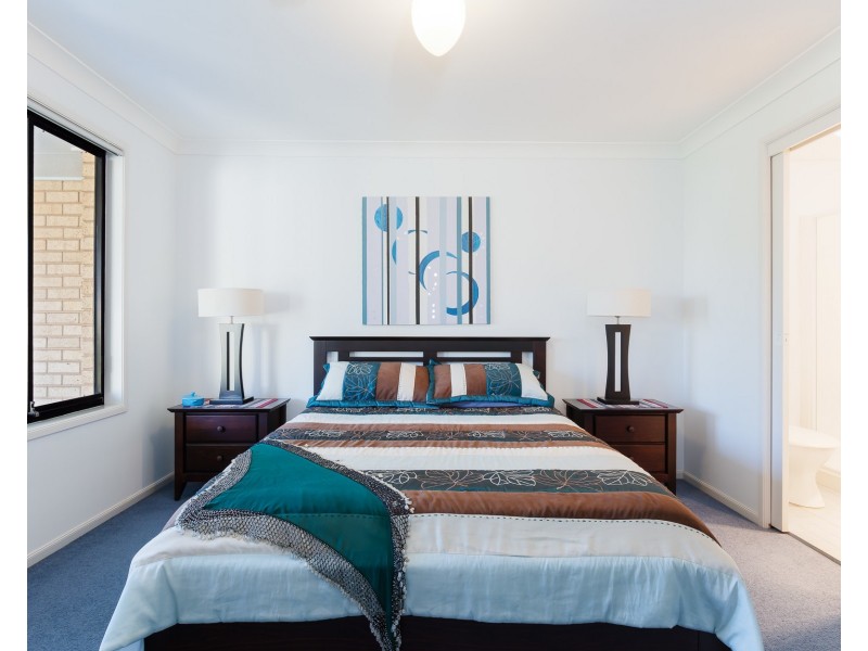 11 Crest Road, Wallsend NSW 2287