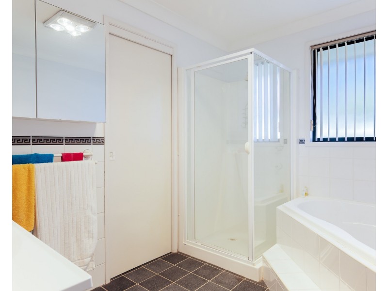 11 Crest Road, Wallsend NSW 2287