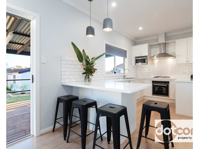 28 Vera Street, Waratah West NSW 2298