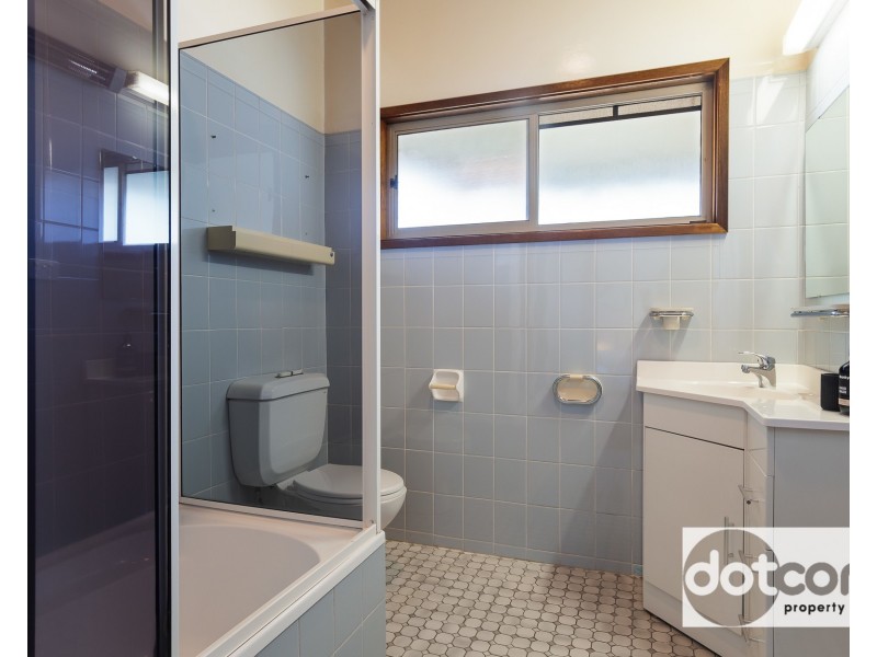 15 Coolamin Road, Waratah NSW 2298