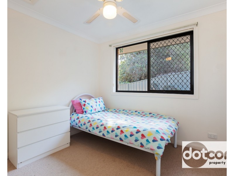 4/47a Auklet Road, Mount Hutton NSW 2290