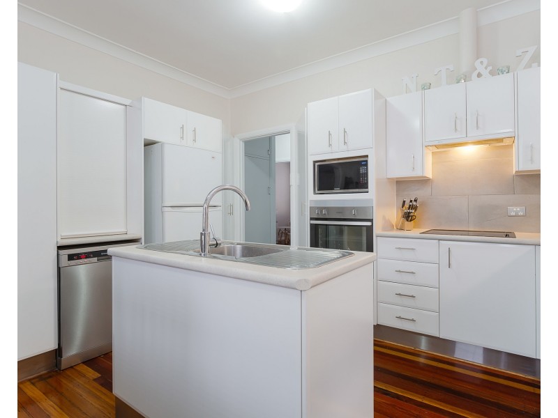 293 Park Avenue, Kotara NSW 2289