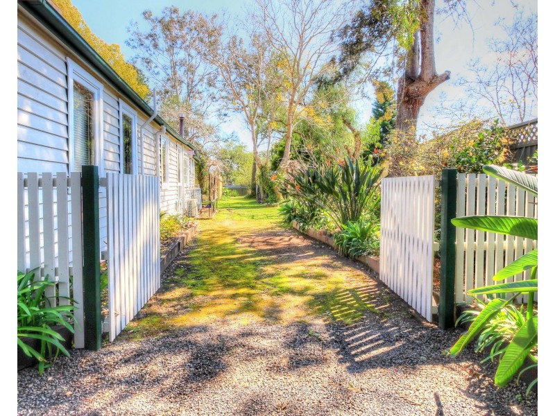 671 Freemans Drive, Cooranbong NSW 2265