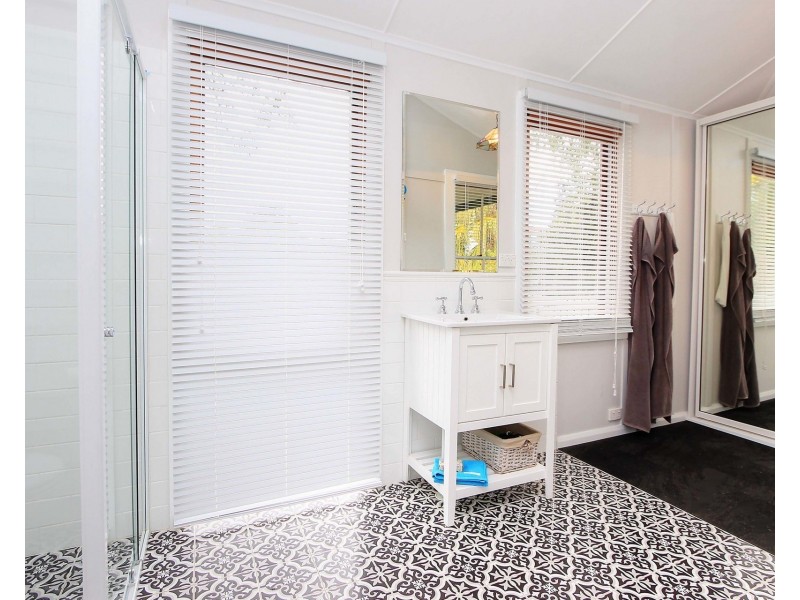 671 Freemans Drive, Cooranbong NSW 2265