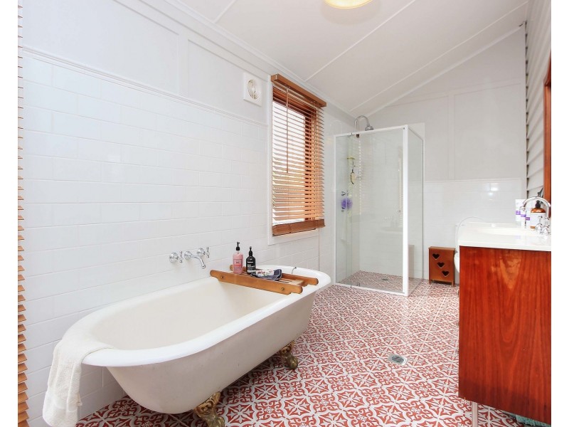 671 Freemans Drive, Cooranbong NSW 2265