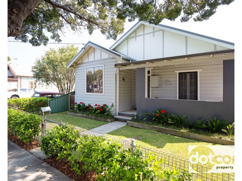 37 Fitzroy Street, Mayfield NSW 2304