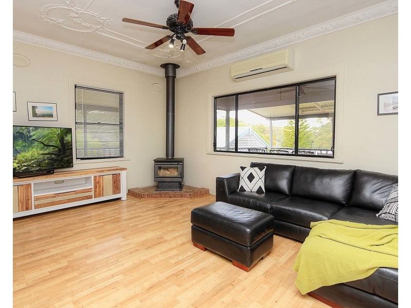 88 Macquarie Street, Morisset NSW 2264