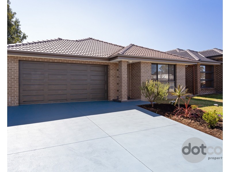 1 Mckeachies Drive, Aberglasslyn NSW 2320