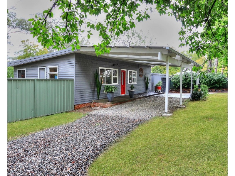 217 Currans Road, Cooranbong NSW 2265