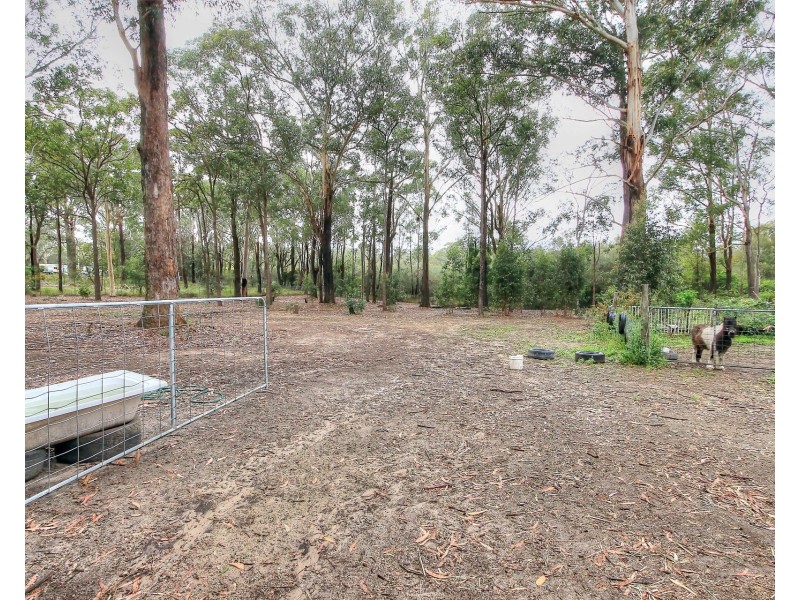 217 Currans Road, Cooranbong NSW 2265