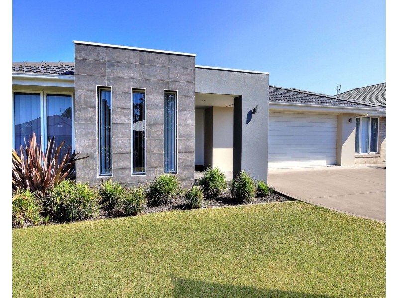 21 Wattlebird Avenue, Cooranbong NSW 2265